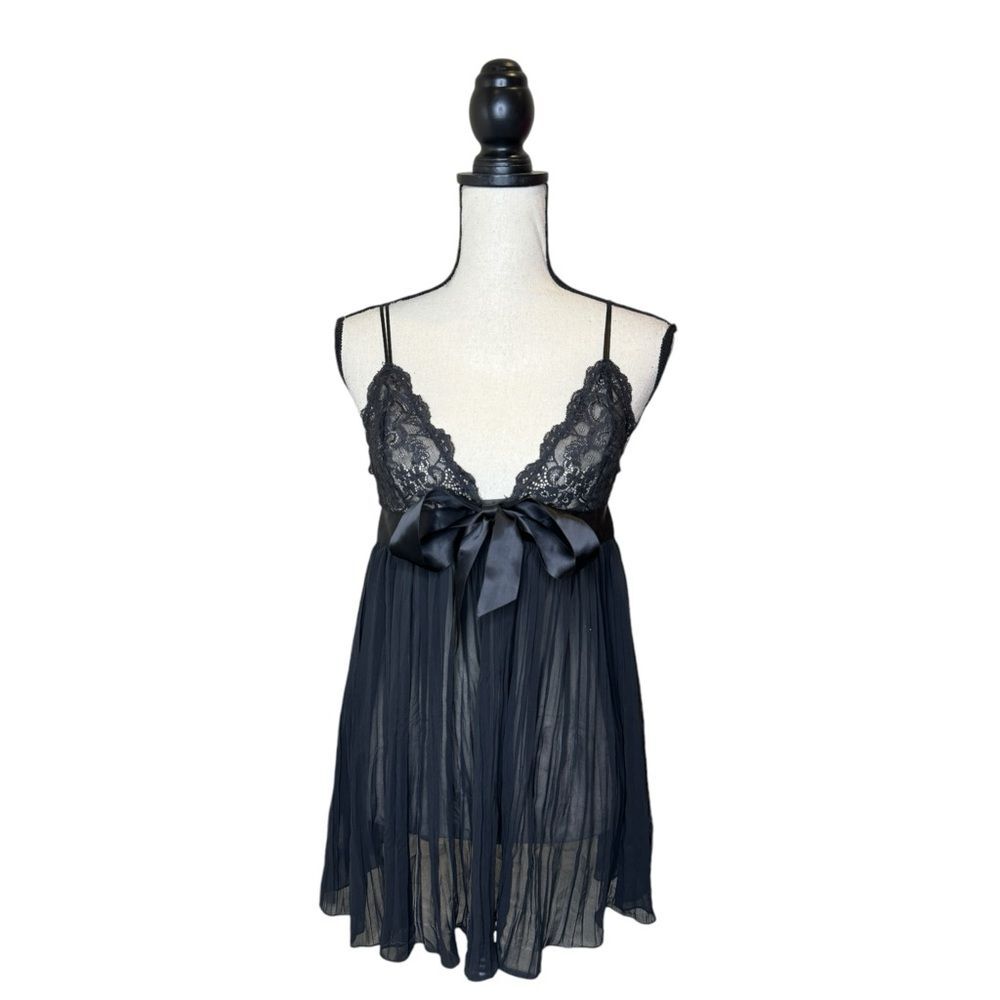 Y2K Victoria’s Secret Black Bow Lace Sheer Pleated Mini Slip Dress Size Medium